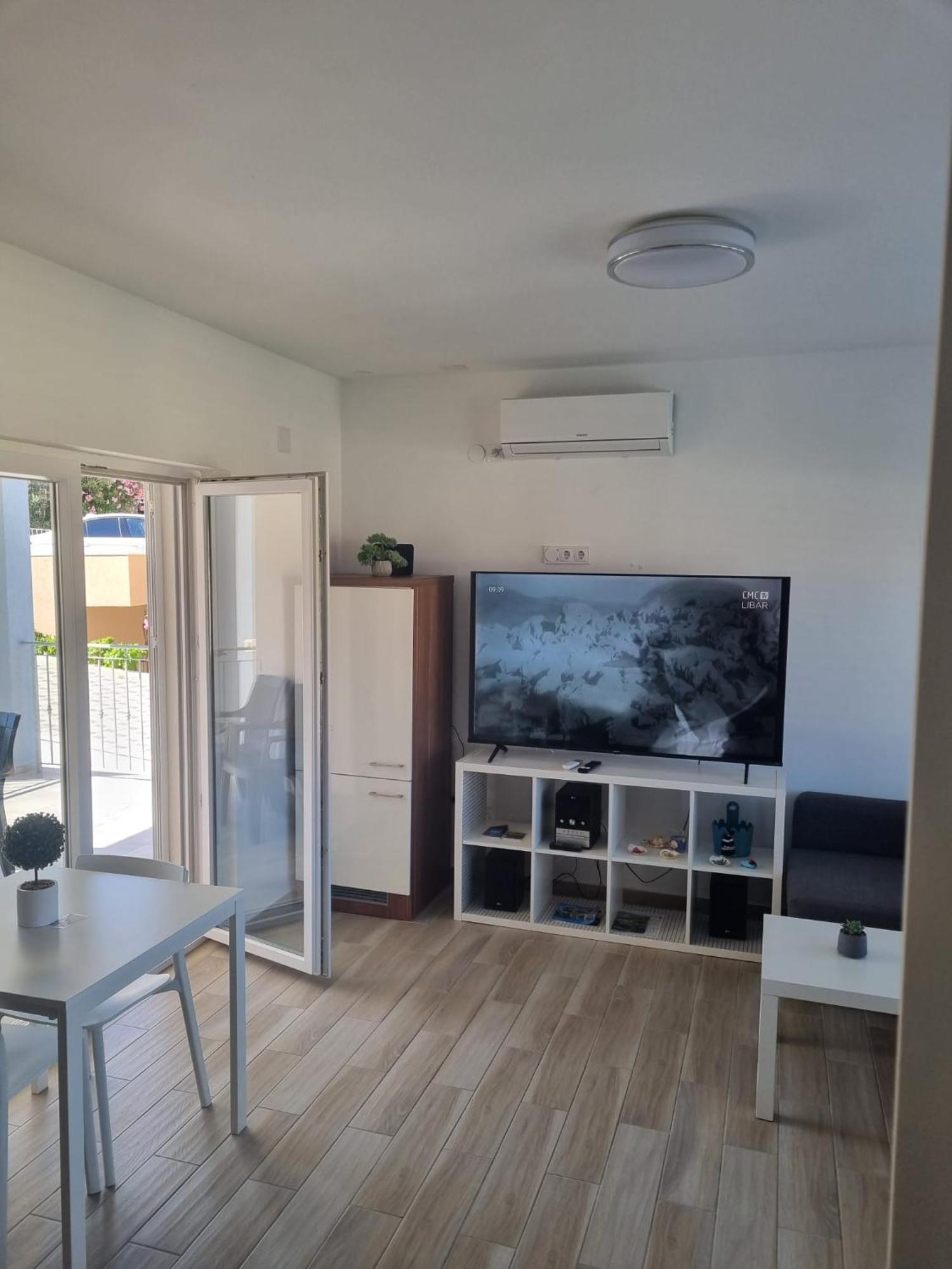 Matoc Apartments Murter Exterior foto