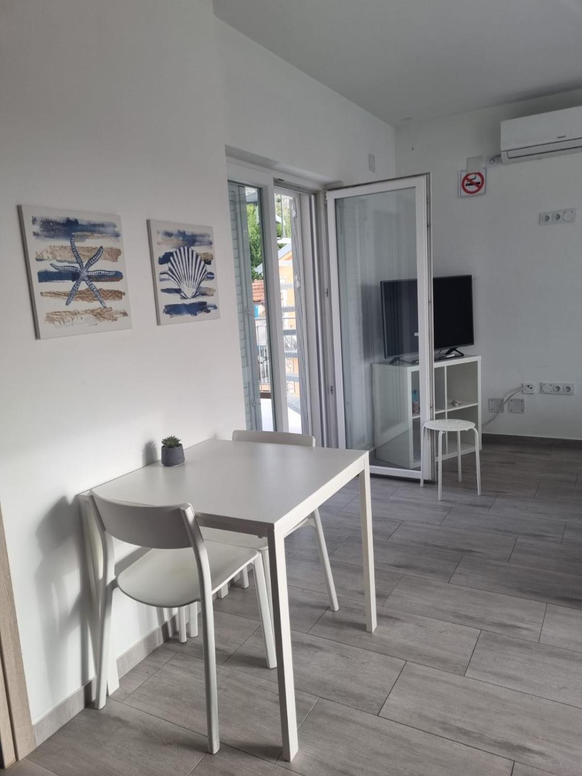 Matoc Apartments Murter Exterior foto